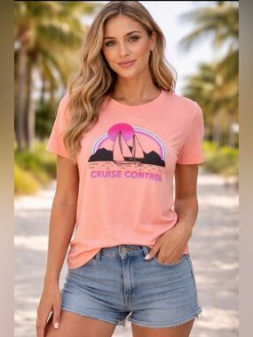 NWT!! Hurley Cruise Control Burnout Tee Women’s Size Small